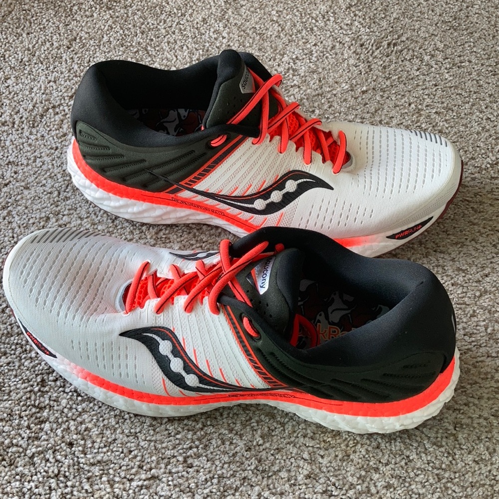 Saucony Triumph 17, Men’s Size 11